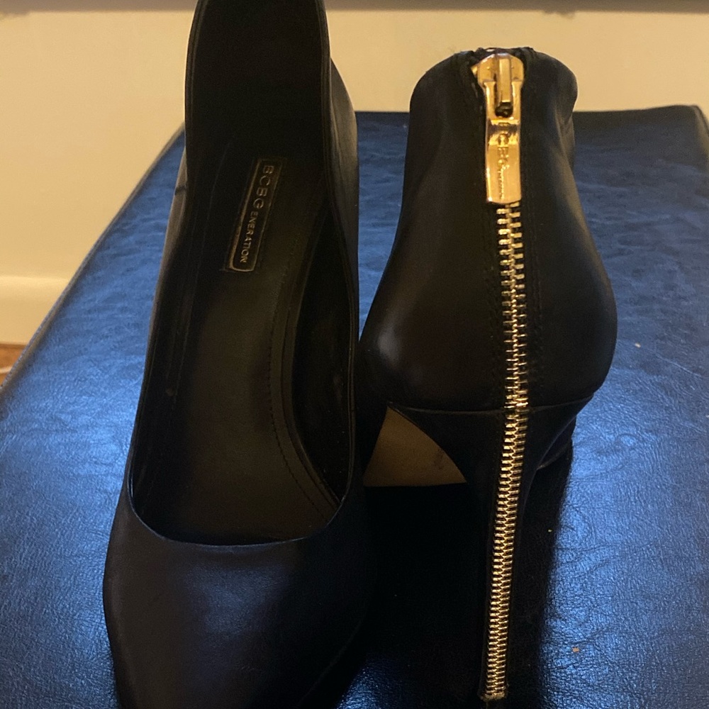 Black BCBG heels
